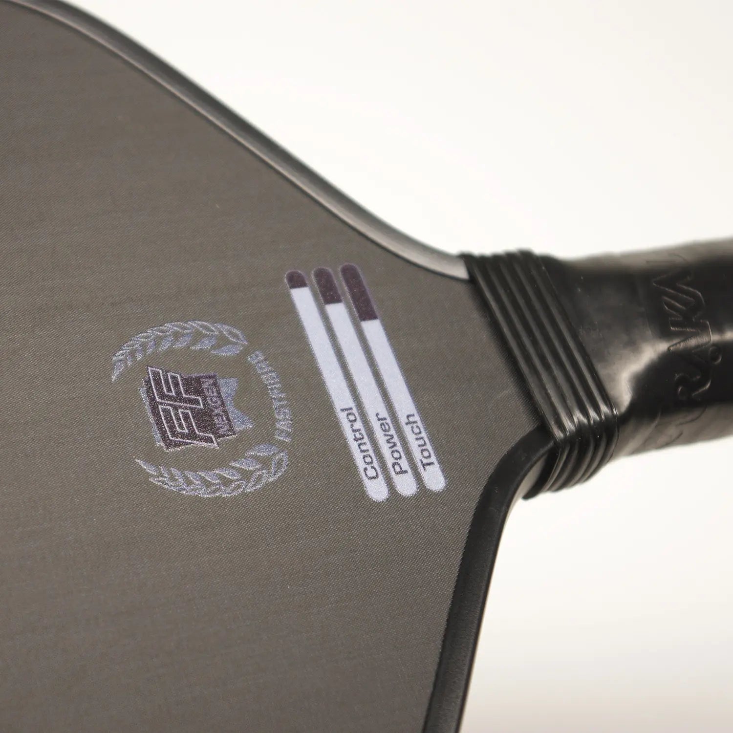 karakal-tracer-control-grey-pickleball-paddle-texturierte-oberfl-che image 7