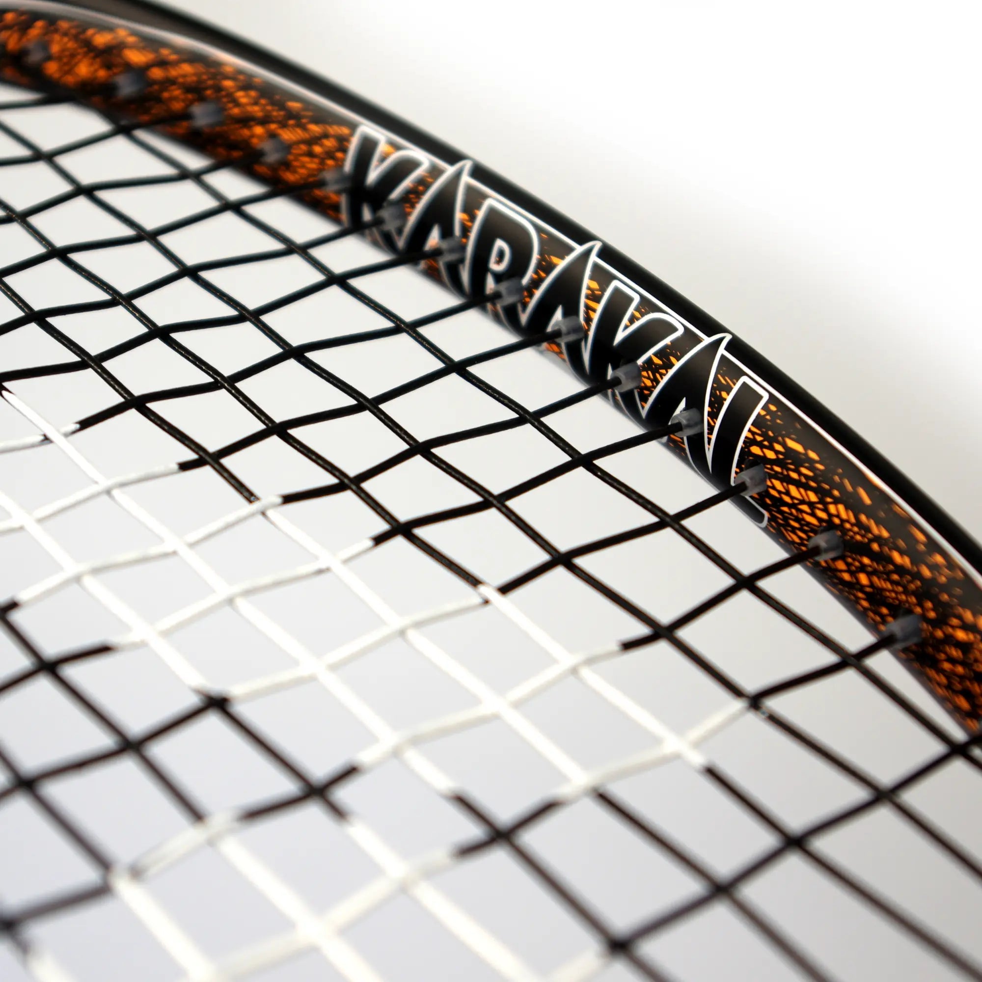 karakal-air-touch-2-1-squashschl-ger-120g-air-graphite-hot-zone-120-saite image 3