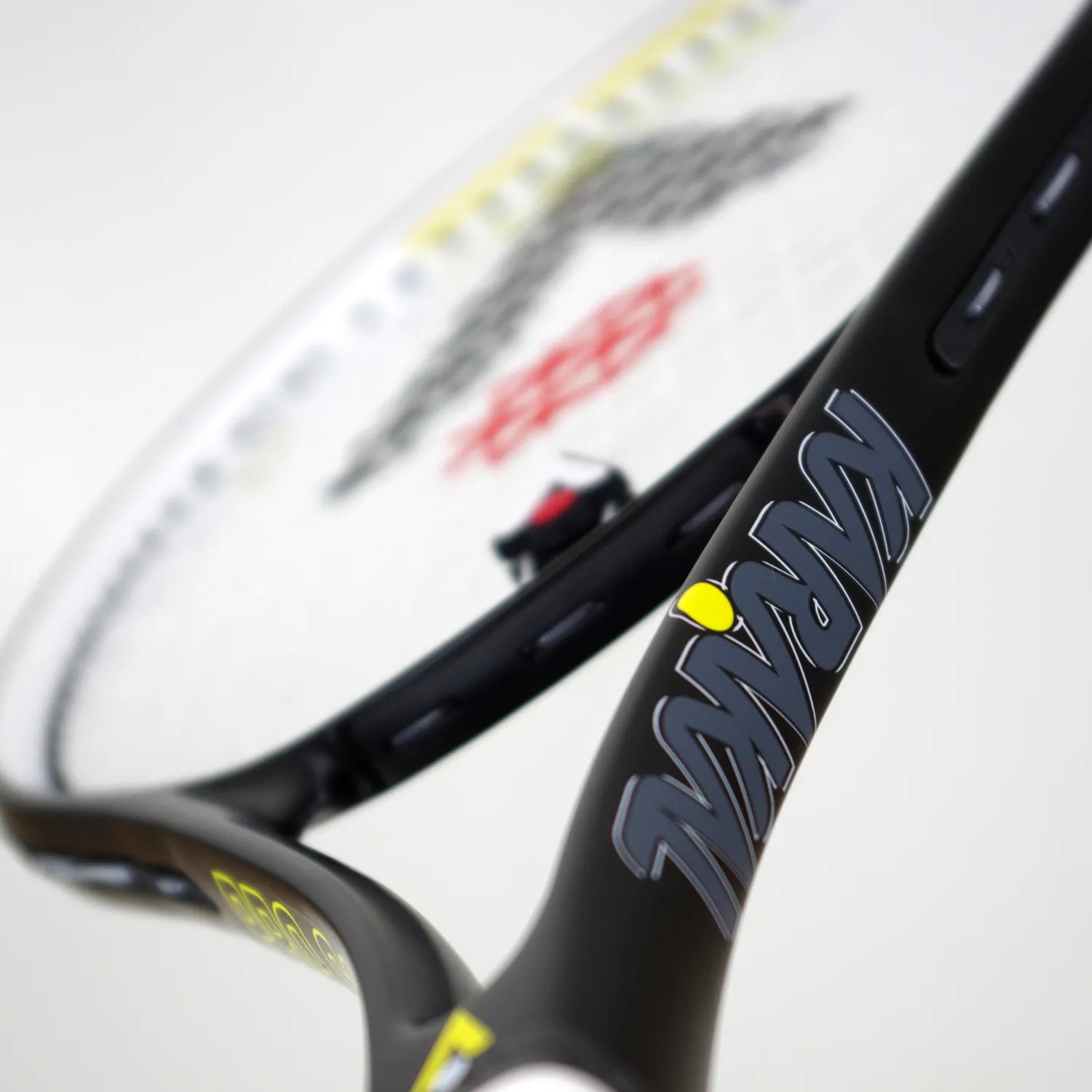 karakal-pro-composite-tennisracket-295-g-graphit-besaitet image 5