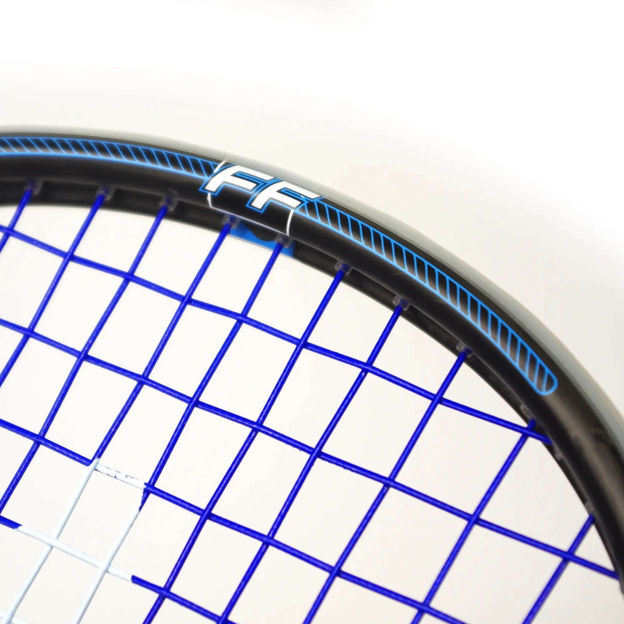 karakal-junior-graphite-2-squashschl-ger-value-pack image 8