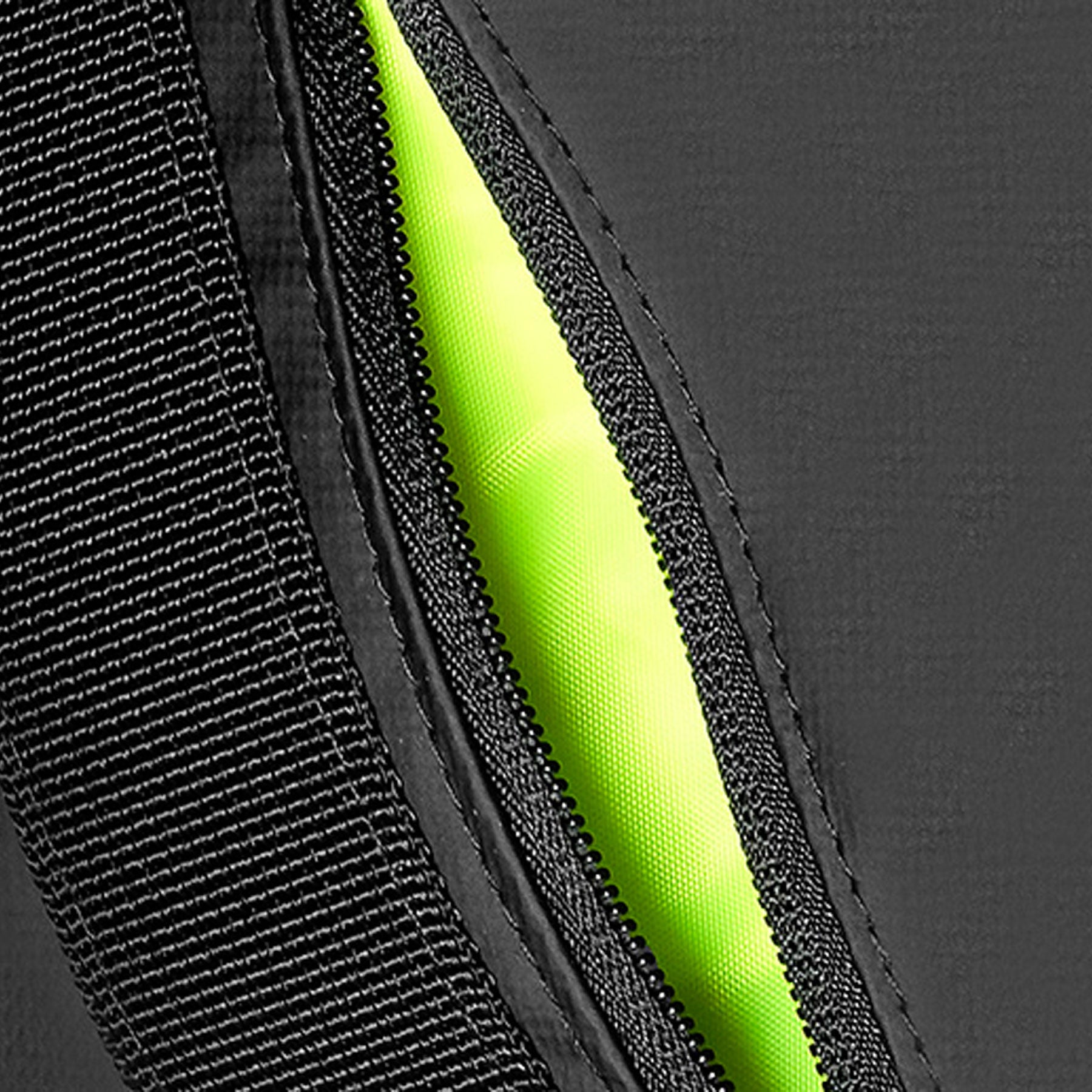 tecnifibre-tour-endurance-ultra-black-duffel-65-l-wasserfeste-tennistasche-aus-t image 2