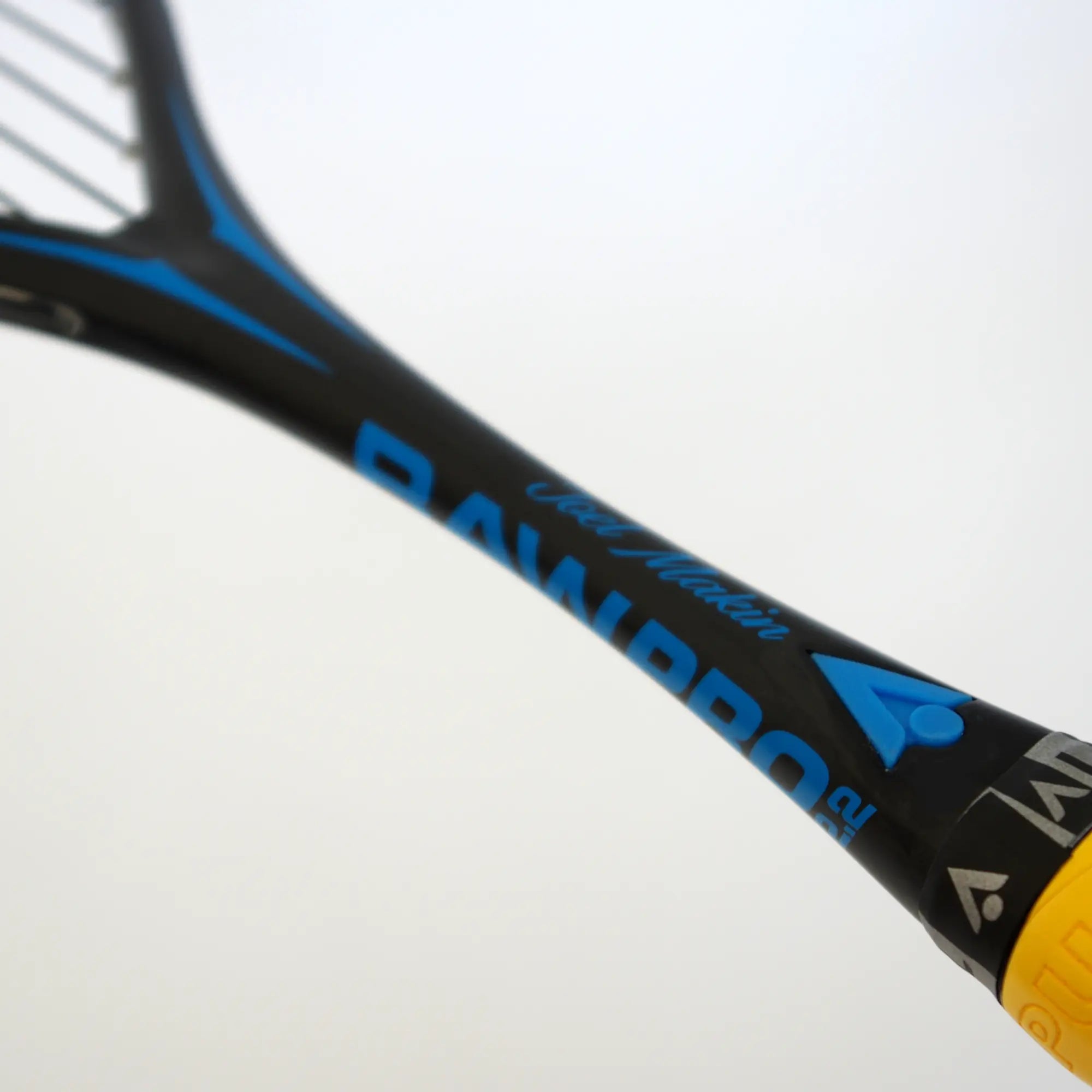 karakal-raw-pro-2-2-joel-makin-signature-squash-schl-ger-120g-345mm-balance-nexg image 3
