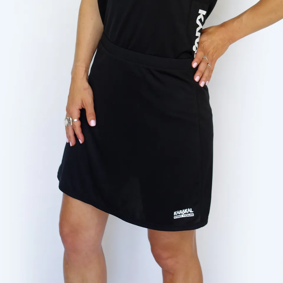karakal-pro-tour-skort-2025-26-damen-a-linien-skort-mit-innenhose-cool-tec-turni image 1