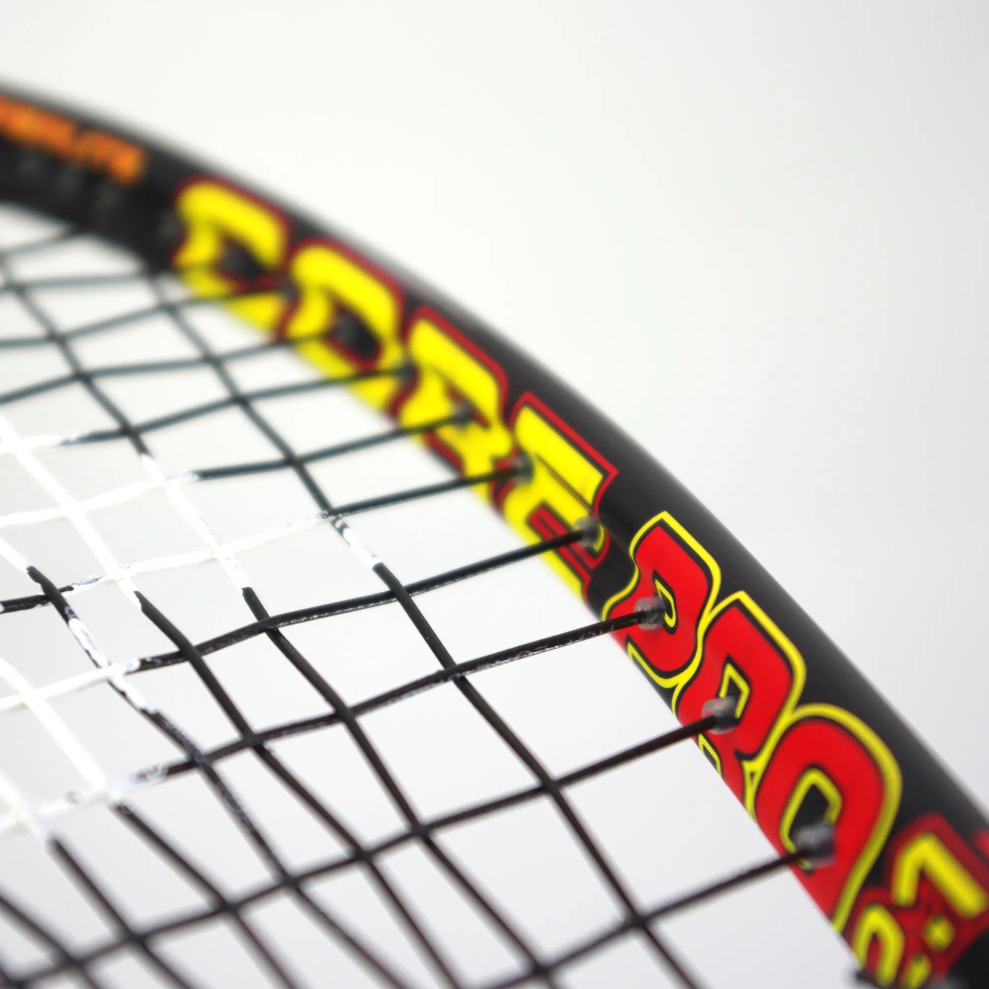 karakal-core-pro-2-1-2-squashschl-ger-value-pack-2-schl-ger-nexgen-graphite-clic image 4